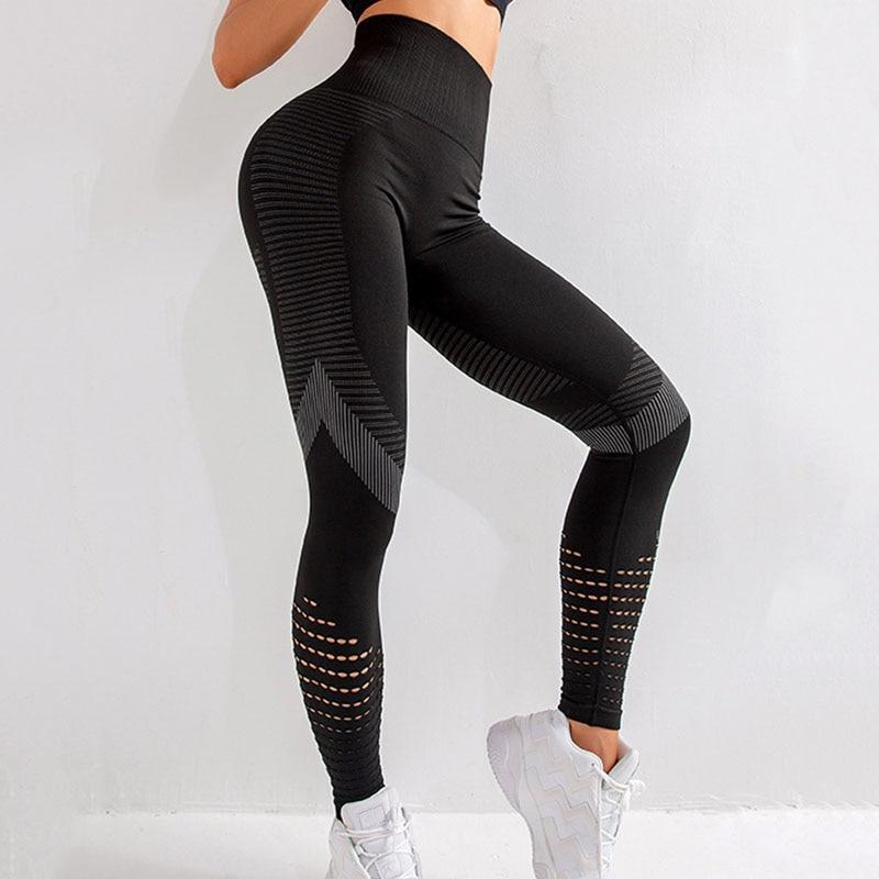 BREATHABLE SEAMLESS LEGGINGS